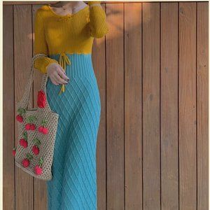 Blue and yellow knit long sleeves dress
